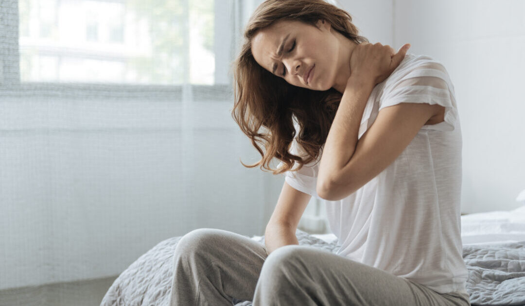 Whiplash Recovery: How Chiropractic and Soft Tissue Work Get You Back to Normal