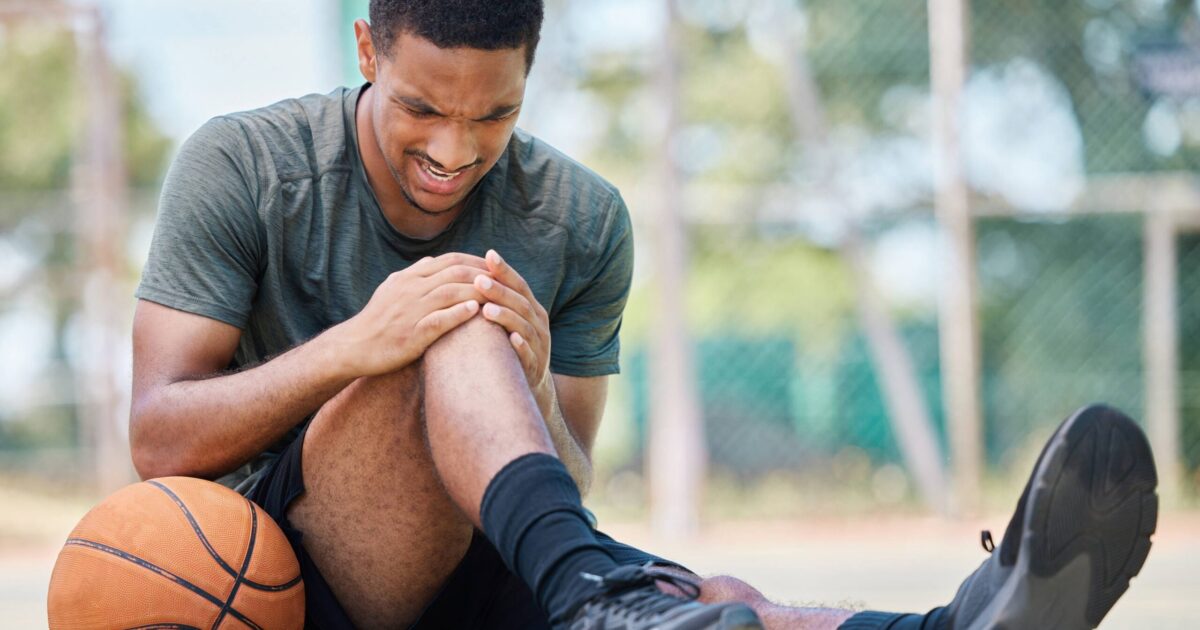 Basketball Injuries in Young Athletes: The Most Common Ones and How to Handle Them